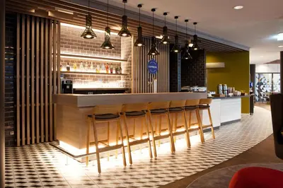 Lounge oder Bar in der Unterkunft Holiday Inn Express - Mülheim - Ruhr by IHG