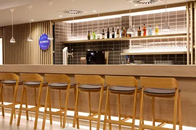 Lounge oder Bar in der Unterkunft Holiday Inn Express - Mülheim - Ruhr by IHG