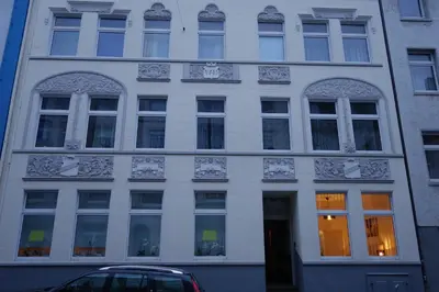 Das Gebäude in dem sich die Ferienwohnung befindet