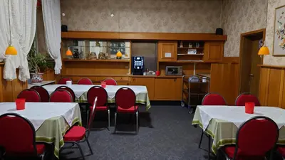 Ein Restaurant oder anderes Speiselokal in der Unterkunft Hotel Westfälischer Hof