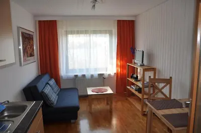 Ein Sitzbereich in der Unterkunft Ferienwohnung Raiser