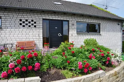 Ein Garten an der Unterkunft Ferienwohnung Raiser