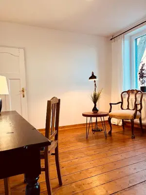 Grundriss der Unterkunft b e d & a g e d e s i g n -extra large- wunderschöne gesamte Wohnung mit viel Platz & 4 Schlafzimmern - Rechnungserstellung für Geschäftsreisende & Firmen