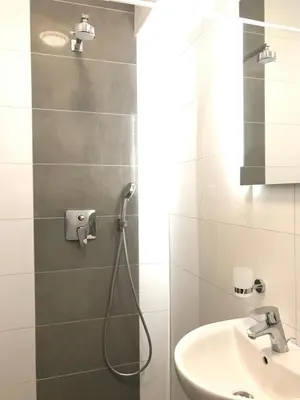 Ein Badezimmer in der Unterkunft Holiday Apartments Essen - Free Parking - WiFi - Kitchen