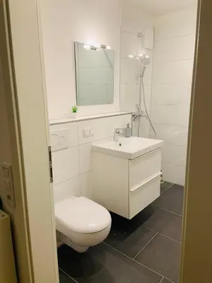 Ein Badezimmer in der Unterkunft Neues, ruhiges Apartment Nordic in Düsseldorf-Nord