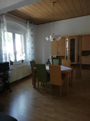 Ein Sitzbereich in der Unterkunft Ferienwohnung Gladbeck-Rohde
