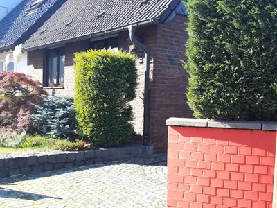 Ein Garten an der Unterkunft Standardzimmer nahe Messe und Airport