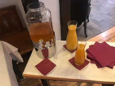 Getränke in der Unterkunft Hotel & Gastropark Loemühle