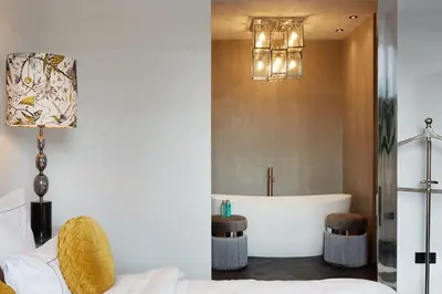 Ein Badezimmer in der Unterkunft hotel friends Essen Zeche Zollverein