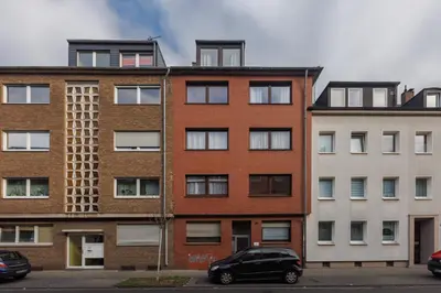 Das Gebäude in dem sich die Ferienwohnung befindet