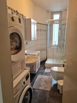 Ein Badezimmer in der Unterkunft Apartment BOZ Solingen