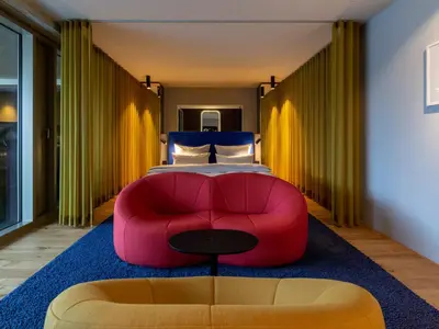 Ein Bett oder Betten in einem Zimmer der Unterkunft b'mine hotel Düsseldorf
