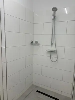 Ein Badezimmer in der Unterkunft Expresszimmervermietung