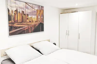 Ein Bett oder Betten in einem Zimmer der Unterkunft Work & Stay Apartment in Wuppertal