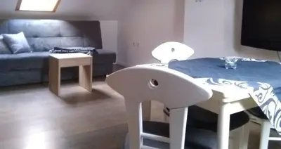 Ein Sitzbereich in der Unterkunft Gemütliche Wohnung Nähe Centro