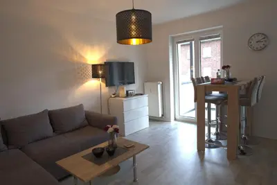TV/Unterhaltungsangebot in der Unterkunft Komfort Apartment Oberhausen Sterkrade modern ruhig zentral gelegen