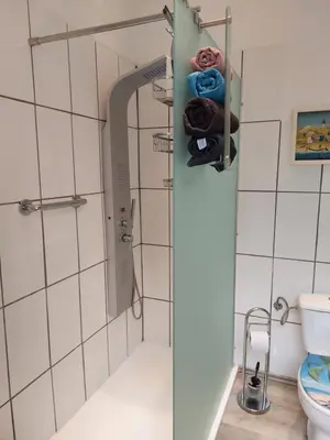 Ein Badezimmer in der Unterkunft City Apartment in Velbert-Mitte