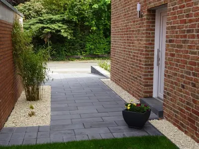 Ein Garten an der Unterkunft 2-Zimmer-Ferienwohnung im Herzen von Nordkirchen