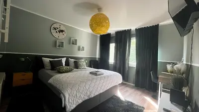 Ein Bett oder Betten in einem Zimmer der Unterkunft Daheim in Essen