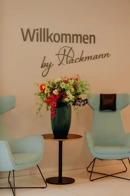Ein Sitzbereich in der Unterkunft Stadthotel Borken by Hackmann