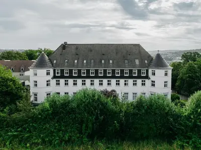 Das Gebäude in dem sich das Hotel befindet