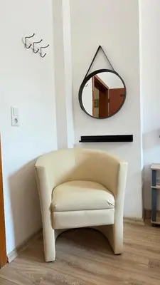 Ein Sitzbereich in der Unterkunft ELENA flat Orchidee Duisburg Zentrum