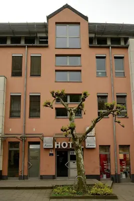 Das Gebäude in dem sich das Hotel befindet