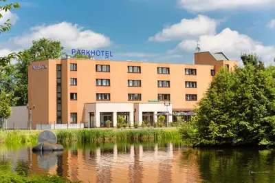 Blick auf einen Fluss in der Nähe des Hotels