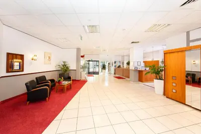 Lobby/Rezeption in der Unterkunft Montana Parkhotel Marl