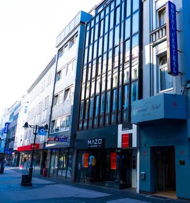 Das Gebäude in dem sich das Hotel befindet