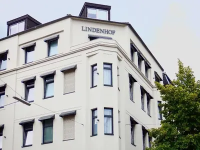 Das Gebäude in dem sich das Hotel befindet