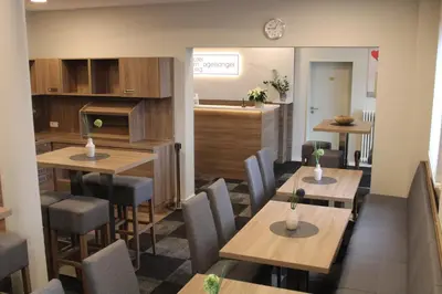 Küche/Küchenzeile in der Unterkunft Hotel Am Vogelsanger Weg
