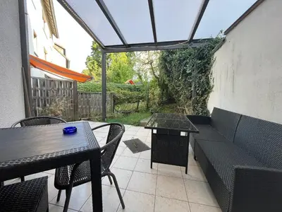Ein Sitzbereich in der Unterkunft FeWo Kleeblatt mit eigener Terrasse