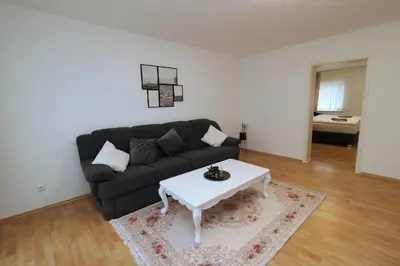 Ein Sitzbereich in der Unterkunft Aparthotel Kompass A 404