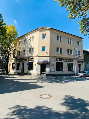 Das Gebäude in dem sich das Hotel befindet