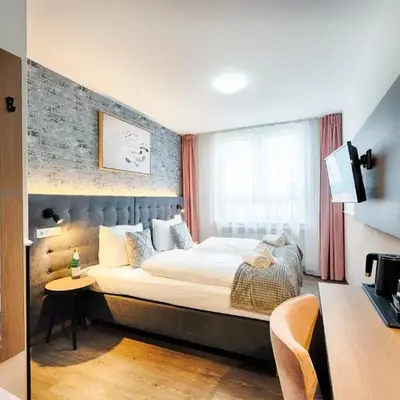 Home Hotel