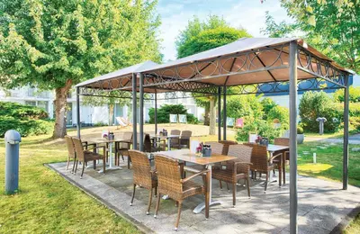 Ein Garten an der Unterkunft Leonardo Hotel Düsseldorf Airport Ratingen