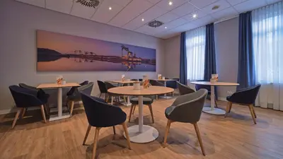 Ein Sitzbereich in der Unterkunft Holiday Inn Express Dortmund by IHG