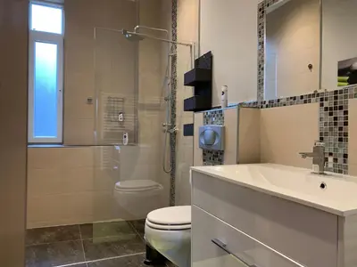 Ein Badezimmer in der Unterkunft Stadthaus Artur - Apartment Barcelona