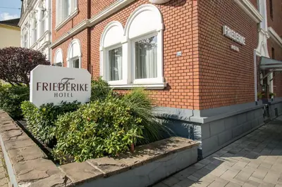 Das Gebäude in dem sich das Hotel befindet