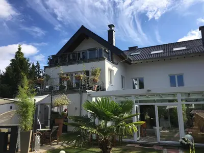 Das Gebäude in dem sich die Ferienwohnung befindet