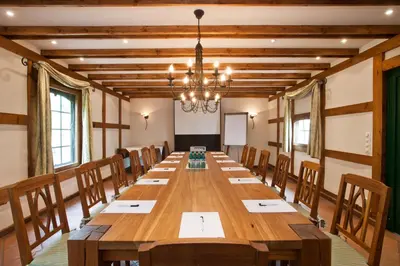 Der Geschäftsbereich oder Konferenzraum in der Unterkunft Ramada by Wyndham Duesseldorf Ratingen
