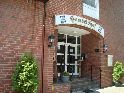 Eine Fassade oder ein Eingang zu Hotel-Restaurant Handelshof