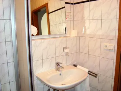 Ein Badezimmer in der Unterkunft Hotel-Restaurant Handelshof