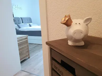 Ein Bett oder Betten in einem Zimmer der Unterkunft Moderne Wohlfühloase zentral in Seenähe - Pillow menu, 2 Stk 55