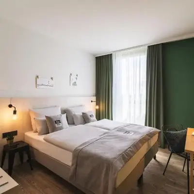 Holiday Inn - the niu Tab Dusseldorf Main Station by IHG