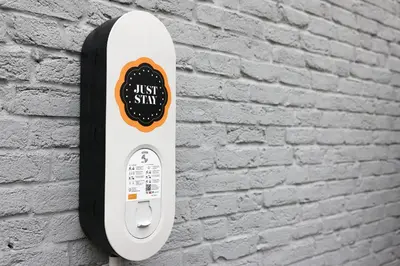 Ein Zertifikat, Auszeichnung, Logo oder anderes Dokument, das in der Unterkunft JustStay Ratingen Hotel & Apartments ausgestellt ist