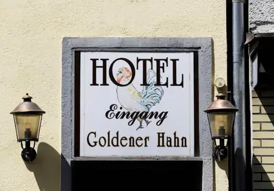 Ein Zertifikat, Auszeichnung, Logo oder anderes Dokument, das in der Unterkunft Hotel Goldener Hahn ausgestellt ist