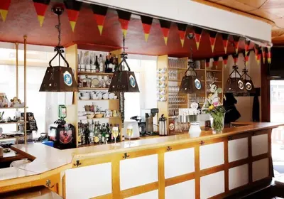 Getränke in der Unterkunft Hotel Goldener Hahn