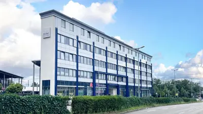 Das Gebäude in dem sich das Hotel befindet